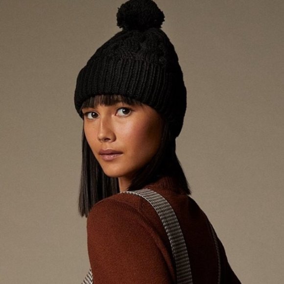 LOVE AND LORE ECO CABLE KNIT POM HAT Black - Picture 3 of 9